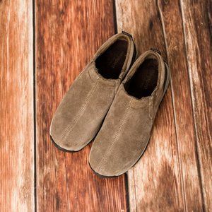 Easy Spirit Slip-on Suede Walking Shoes - Size 9N